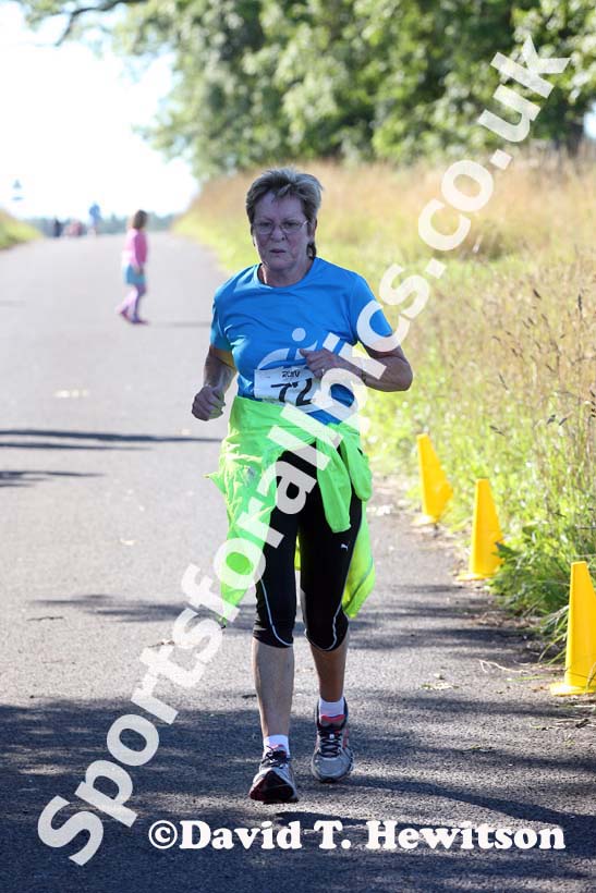 Mrs Currie taking part in the 5k Run Northumberland Matfen. Photo: David T. Hewitson/Sports for All Pics